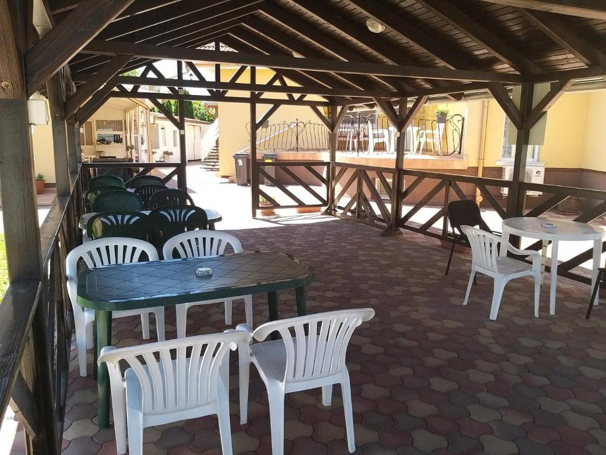 Hajdúszoboszló Garden Apartmanhaz 2 מראה חיצוני תמונה